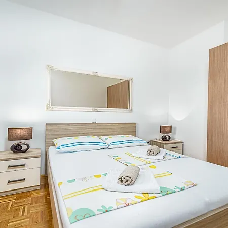 Music House Novalja Apartment Exterior photo