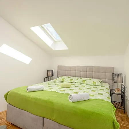 Music House Novalja Apartment Exterior photo